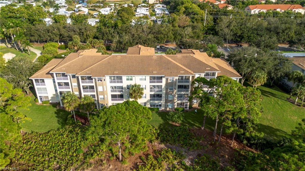 9350 Highland Woods Blvd, Unit 4202, Bonita Springs, FL 34135 Photo
