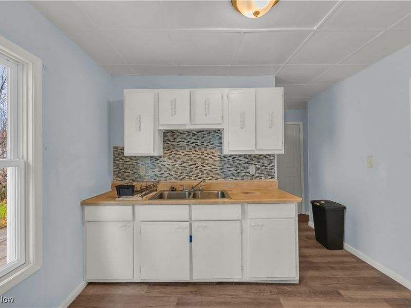 8006 Maryland Avenue, Cleveland, OH 44105 Photo 23