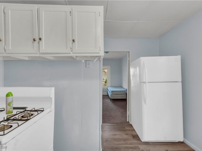 8006 Maryland Avenue, Cleveland, OH 44105 Photo 24