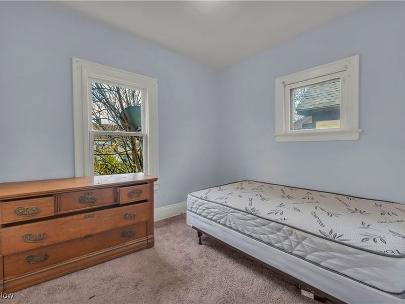 8006 Maryland Avenue, Cleveland, OH 44105 Photo 27