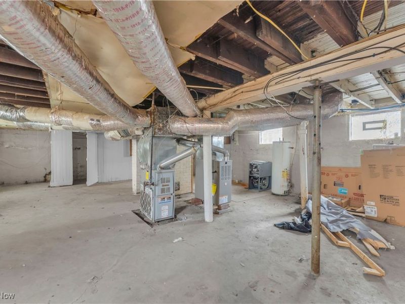 8006 Maryland Avenue, Cleveland, OH 44105 Photo 34