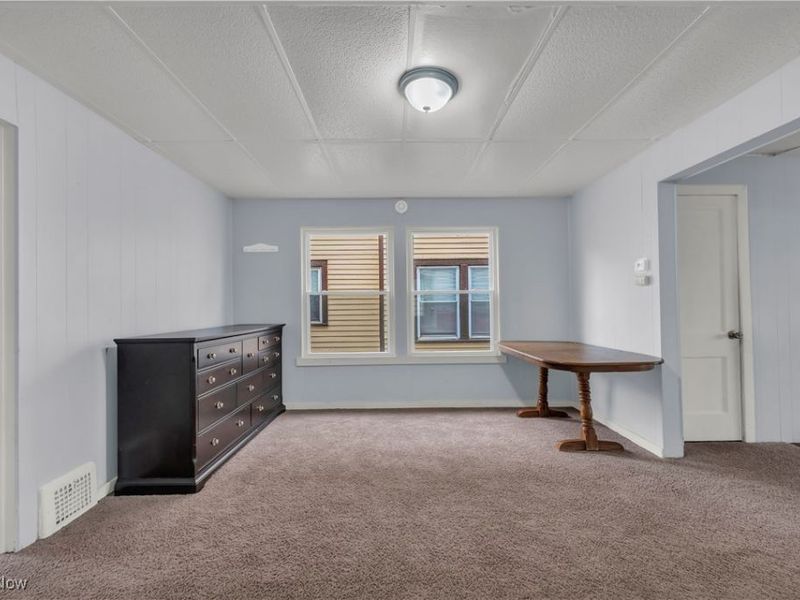 8006 Maryland Avenue, Cleveland, OH 44105 Photo 6