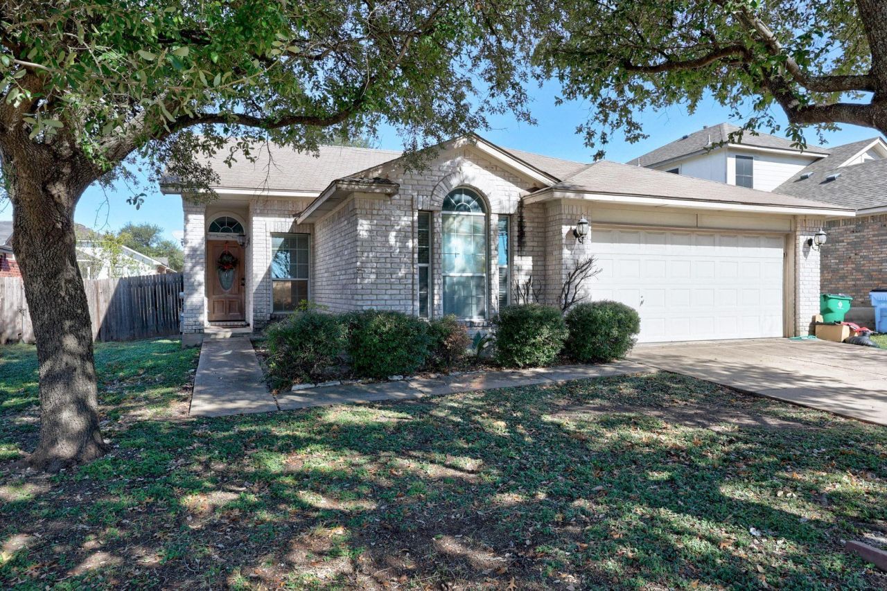 1906 W Pflugerville Pkwy, Round Rock, TX 78664 Main Photo