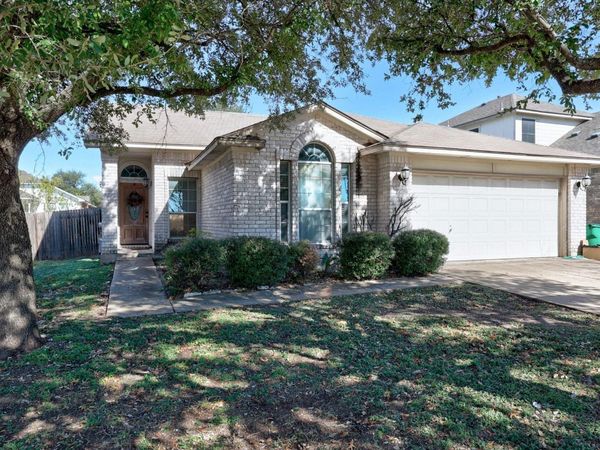 1906 W Pflugerville PKWY, Round Rock, TX 78664