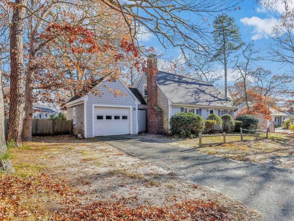 360 Airline Road, East Dennis, MA 02641