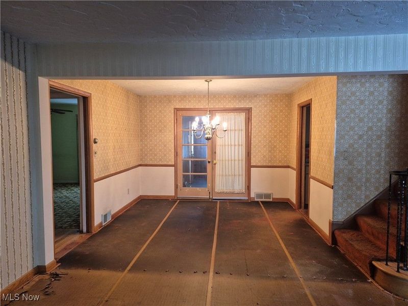 2515 Bolton Road, Cleveland, OH 44118 Photo 2