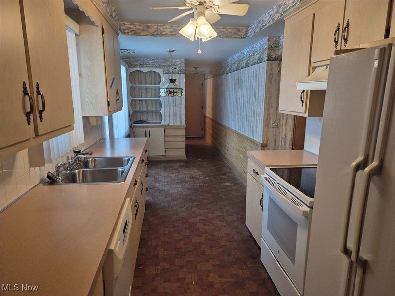 2515 Bolton Road, Cleveland, OH 44118 Photo 9