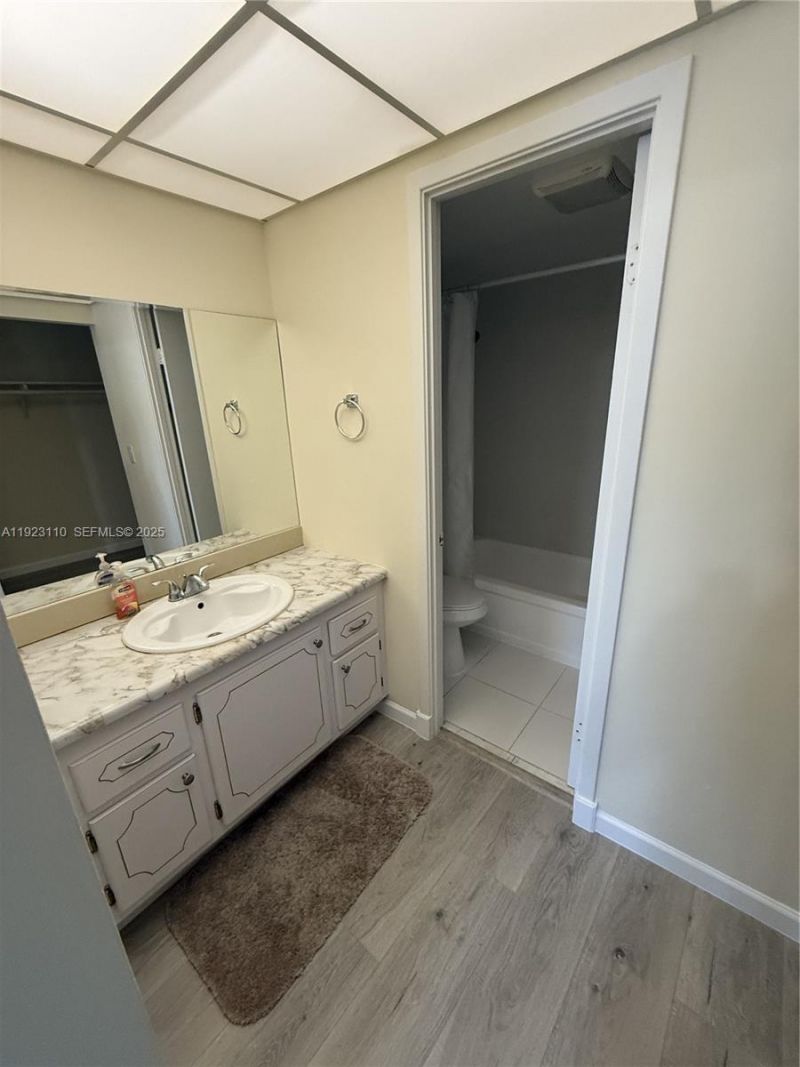 300 Diplomat Parkway 300, Unit 712, Hallandale Beach, FL 33009 Photo