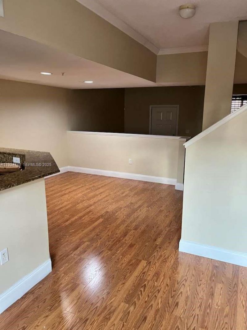 2891 NE 185th St, Unit 1006, Aventura, FL 33180 Photo