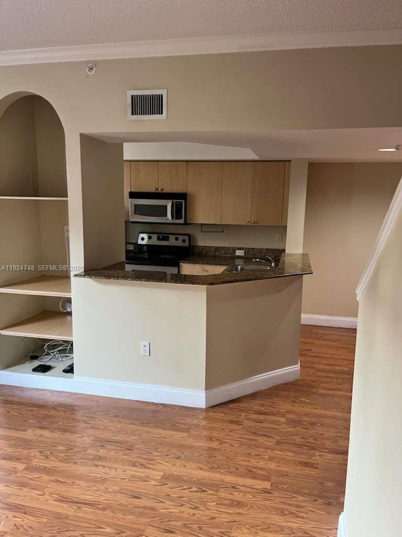 2891 NE 185th St, Unit 1006, Aventura, FL 33180 Photo