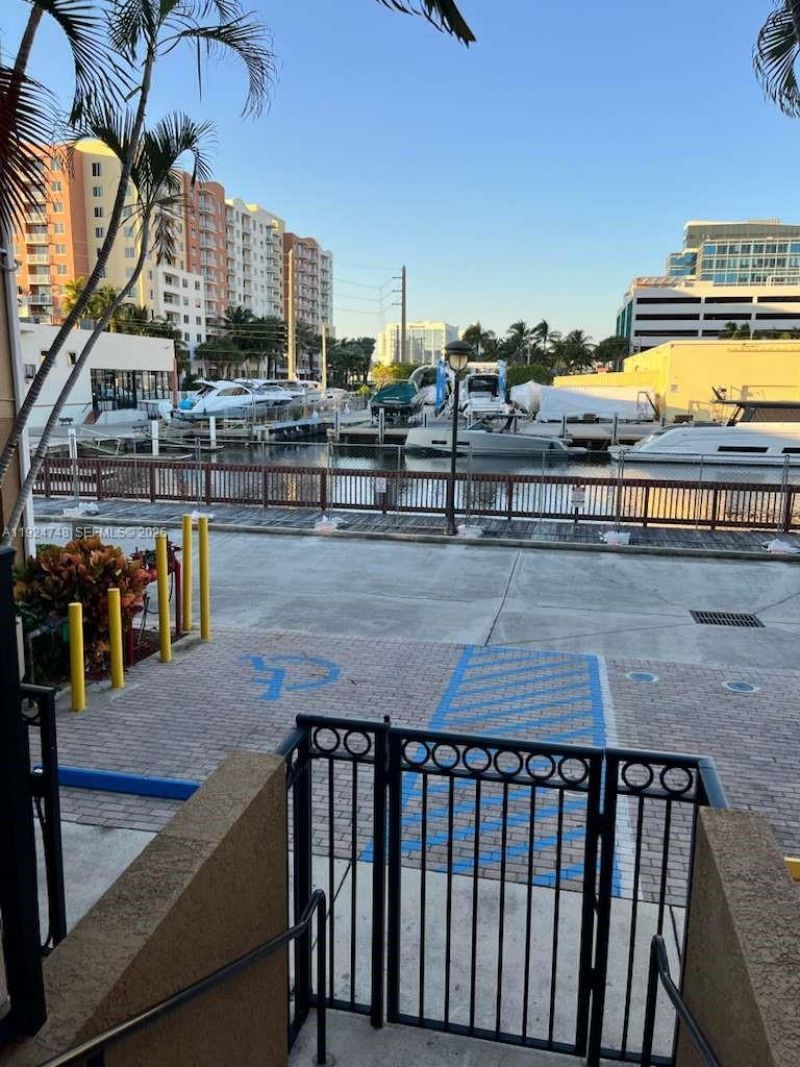 2891 NE 185th St, Unit 1006, Aventura, FL 33180 Photo