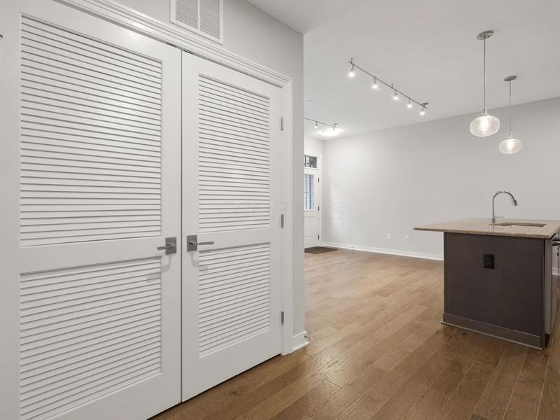 101 N 6th Street, Unit G53, Columbus, OH 43215 Photo 14