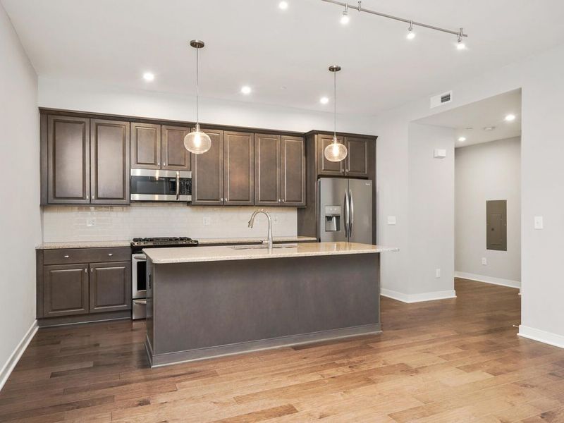 101 N 6th Street, Unit G53, Columbus, OH 43215 Photo 8