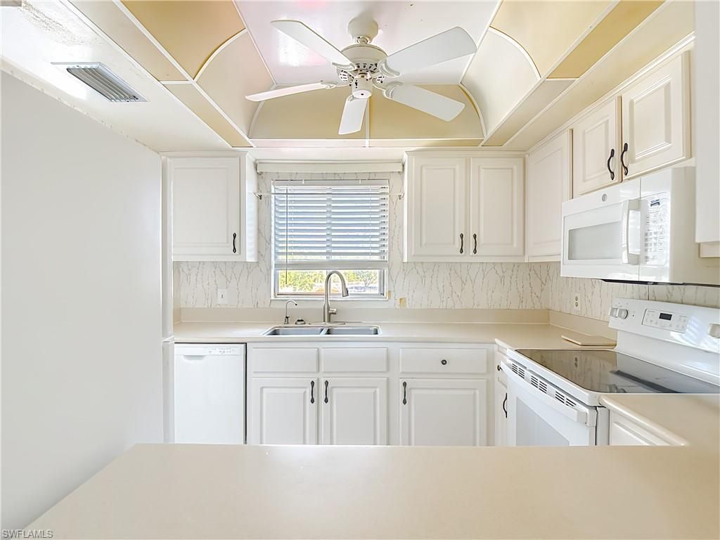 5635 Rattlesnake Hammock Rd, Unit D-203, Naples, FL 34113 Photo