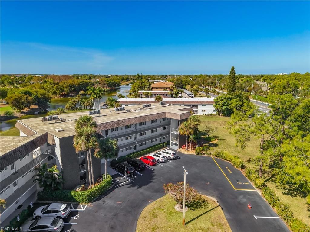 5635 Rattlesnake Hammock Rd, Unit D-203, Naples, FL 34113 Photo