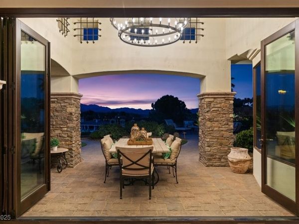 20 Via Paradiso Street , Henderson, NV 89011