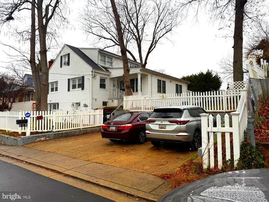 515 Clovis Avenue, Capitol Heights, MD 20743 Main Photo