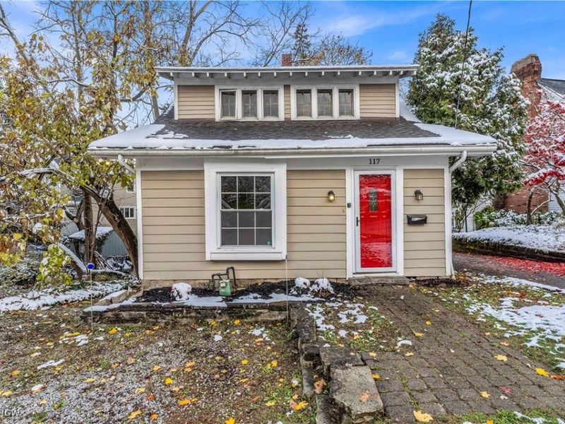 117 Cleveland Street, Chagrin Falls, OH 44022 Photo 1