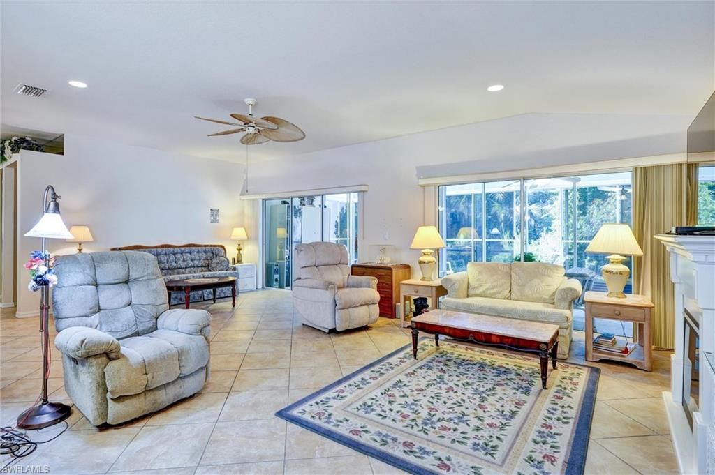 7442 Meldin Ct, Naples, FL 34104 Photo