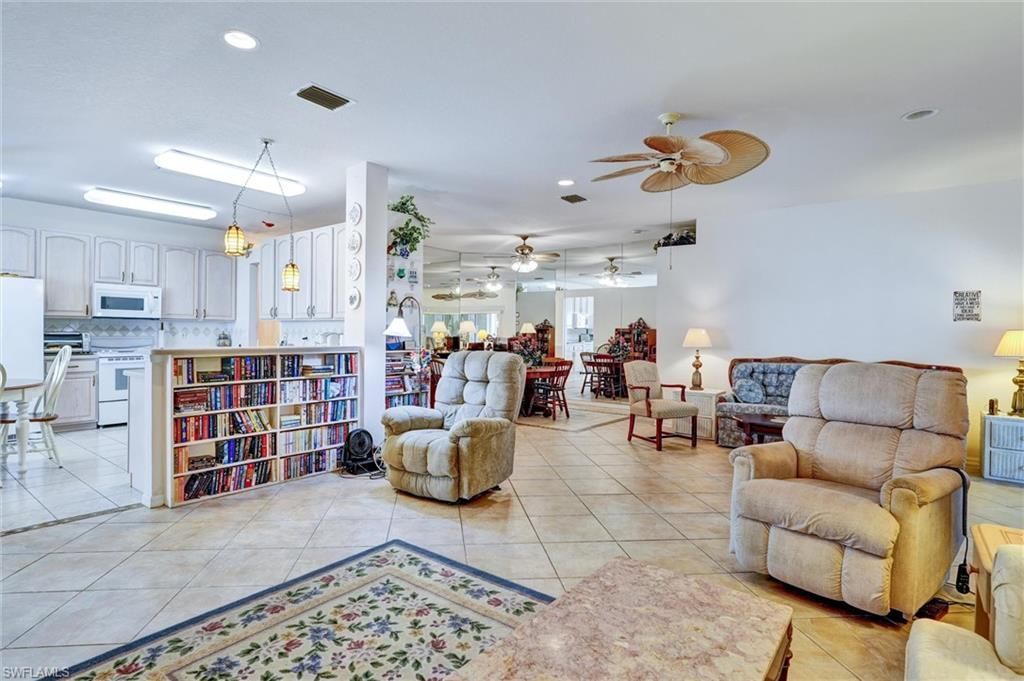 7442 Meldin Ct, Naples, FL 34104 Photo