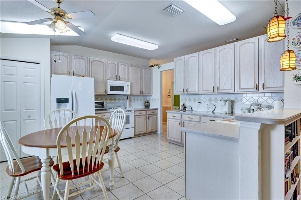 7442 Meldin Ct, Naples, FL 34104 Photo