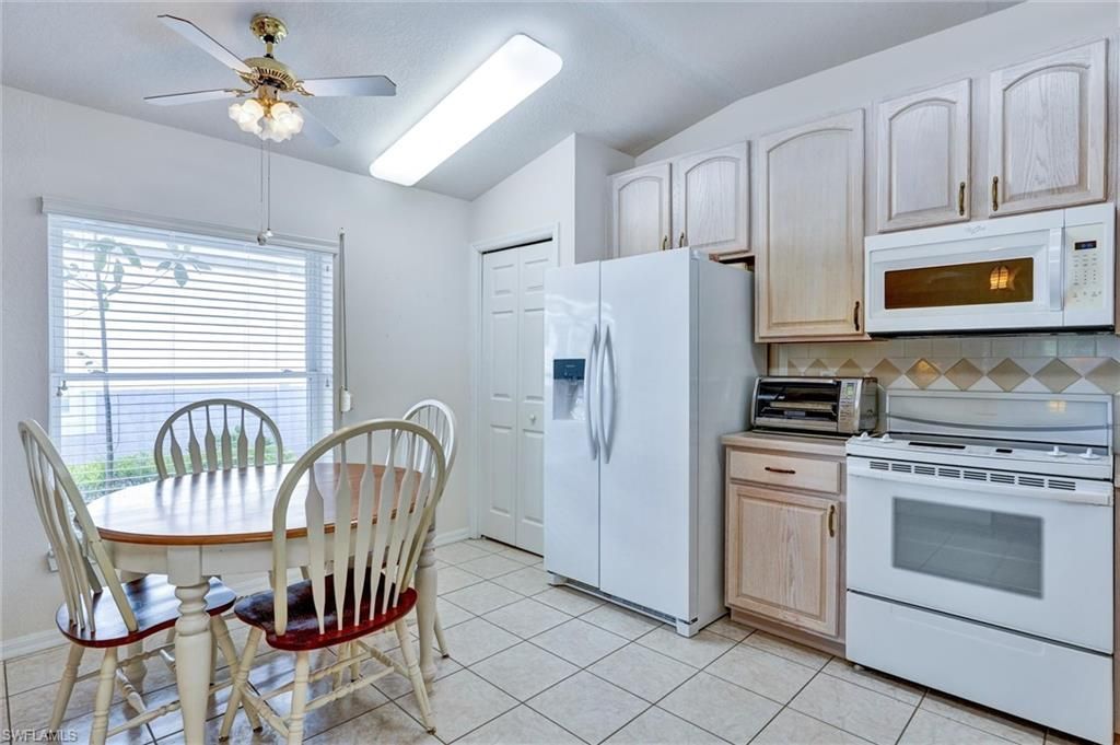 7442 Meldin Ct, Naples, FL 34104 Photo