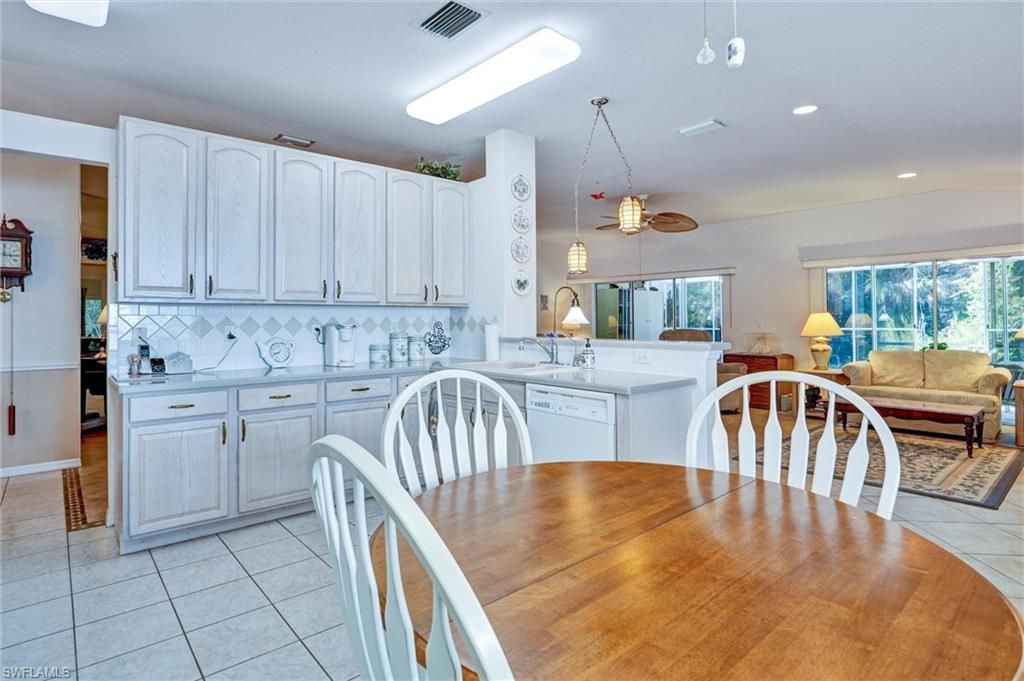 7442 Meldin Ct, Naples, FL 34104 Photo