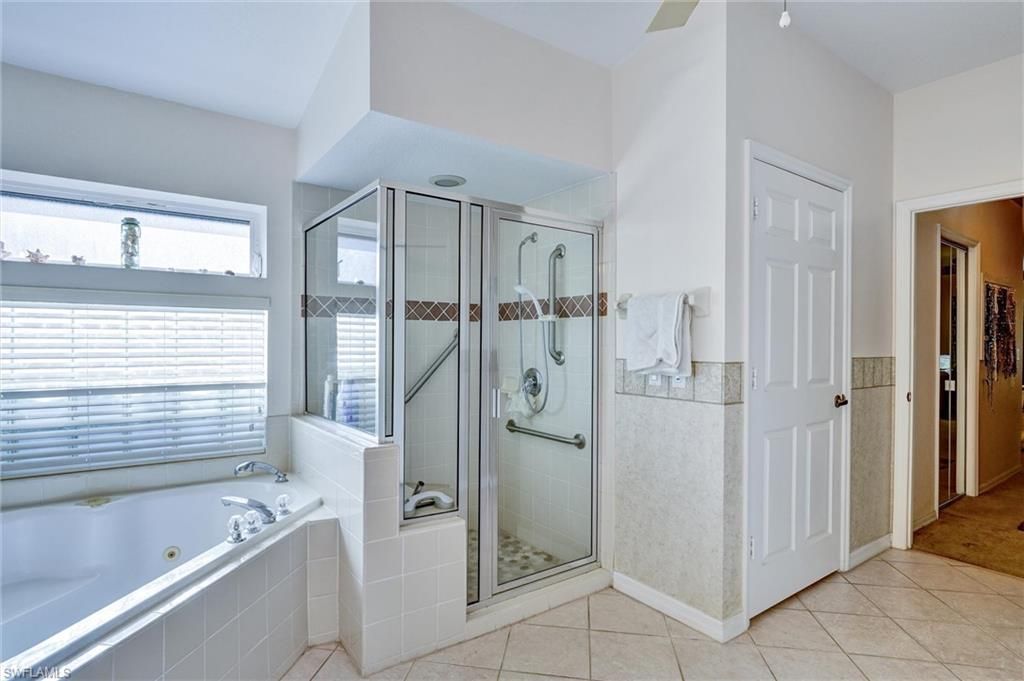 7442 Meldin Ct, Naples, FL 34104 Photo