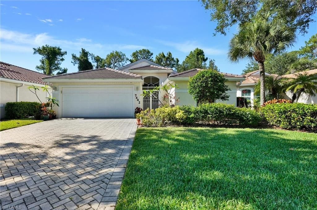 7442 Meldin Ct, Naples, FL 34104 Photo