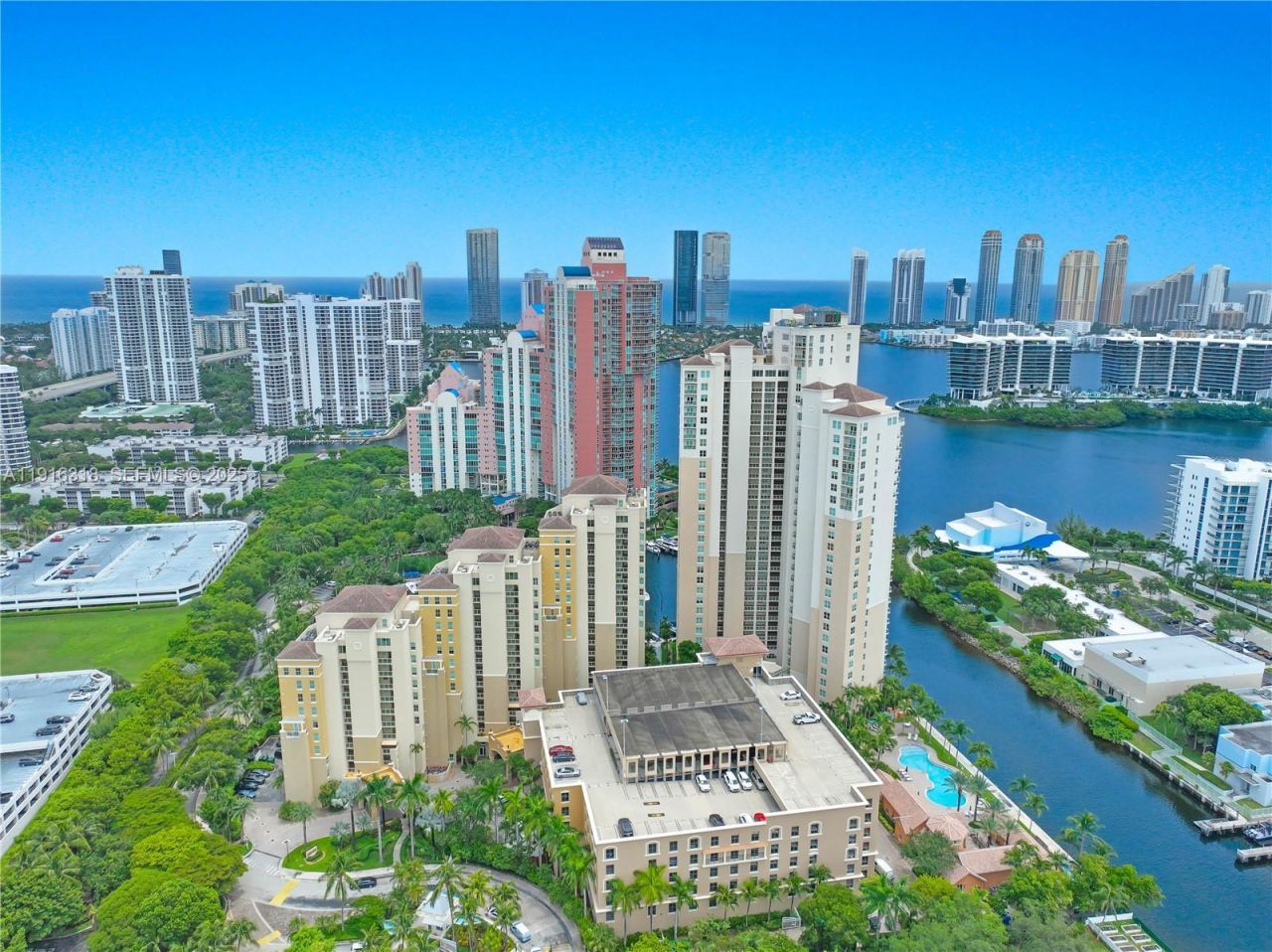 3340 NE 190th St, Unit 503, Aventura, FL 33180 Photo