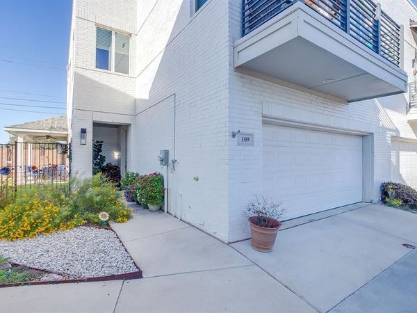 109 Crossroads Circle, Westworth Village, TX 76114