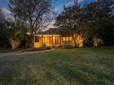 3412 Rogers Avenue, Fort Worth, TX 76109