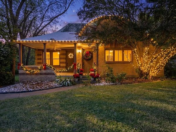 3412 Rogers Avenue, Fort Worth, TX 76109