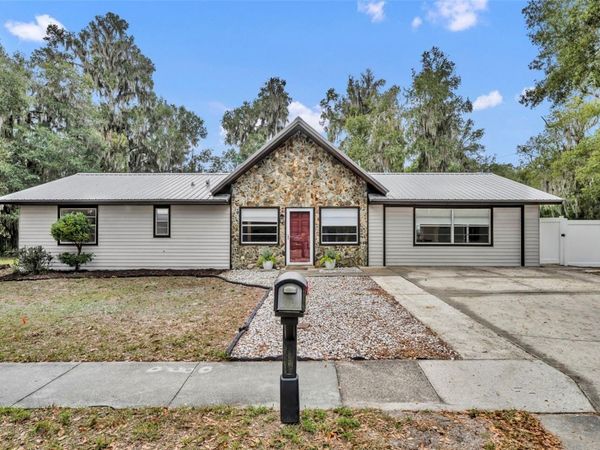 1240 W VOORHIS AVENUE, DELAND, FL 32720