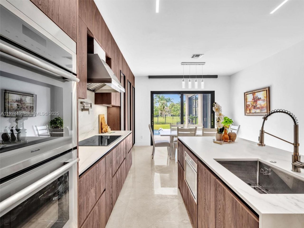 1021 NW 115th Ave, Plantation, FL 33323 Photo