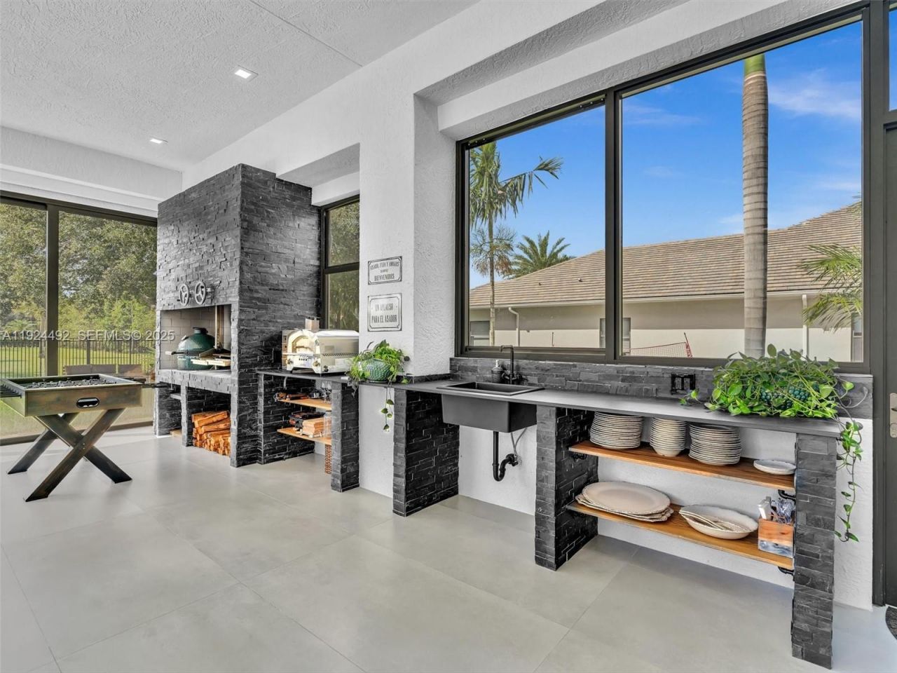 1021 NW 115th Ave, Plantation, FL 33323 Photo