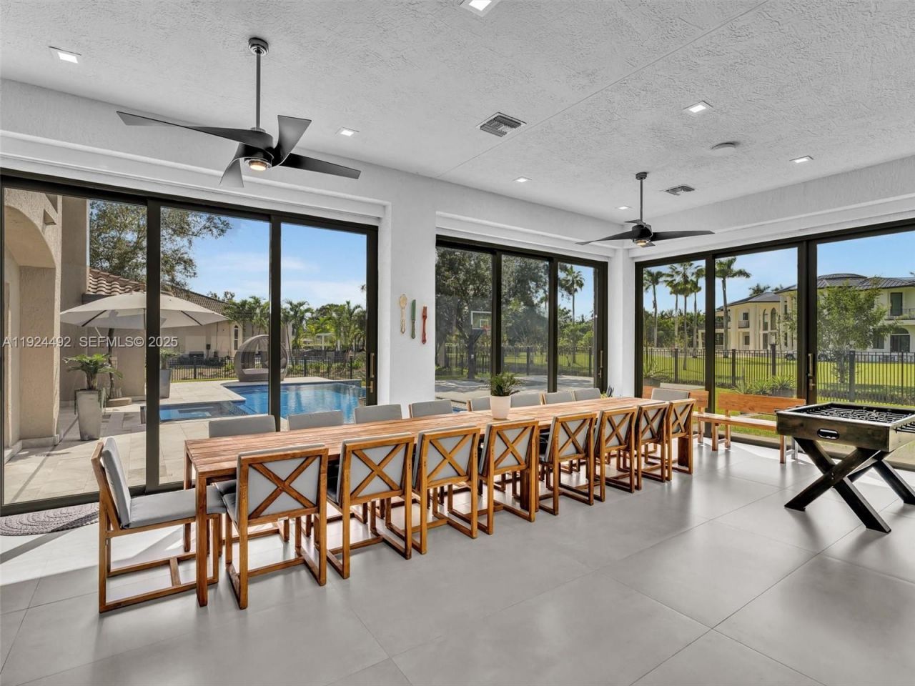 1021 NW 115th Ave, Plantation, FL 33323 Photo