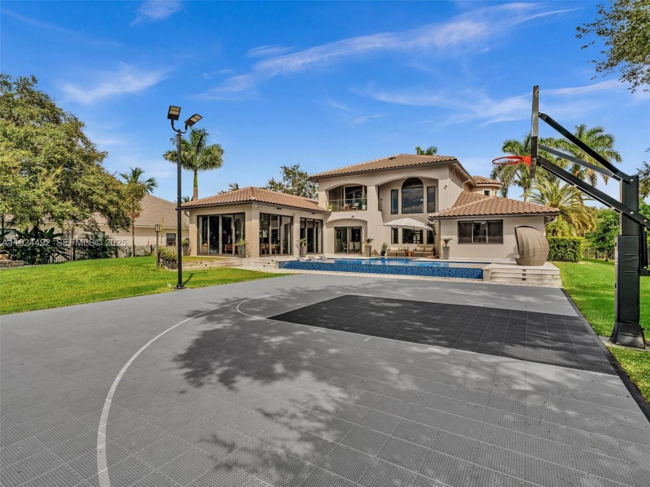 1021 NW 115th Ave, Plantation, FL 33323 Photo