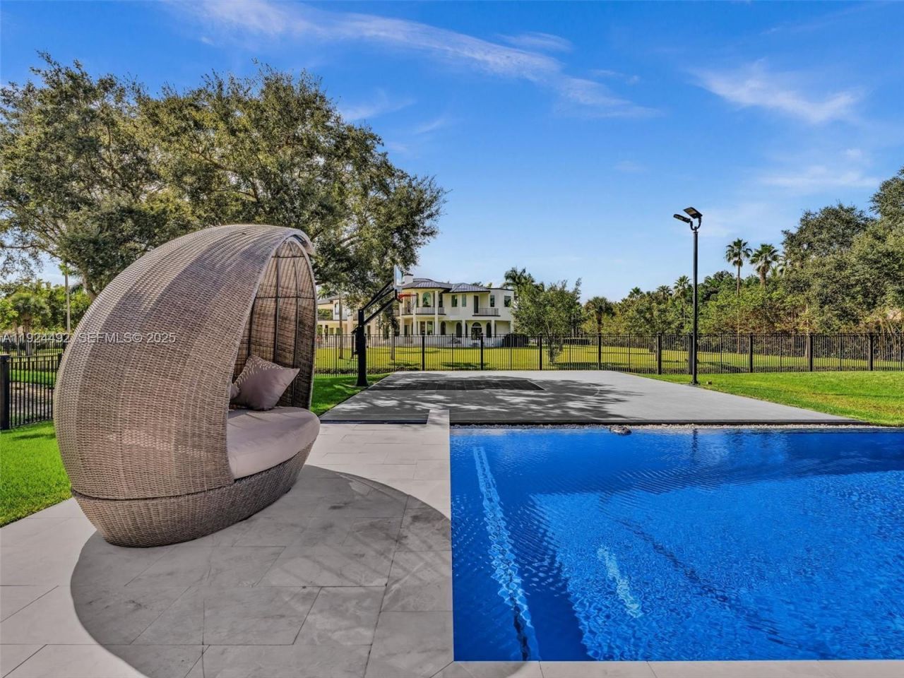 1021 NW 115th Ave, Plantation, FL 33323 Photo