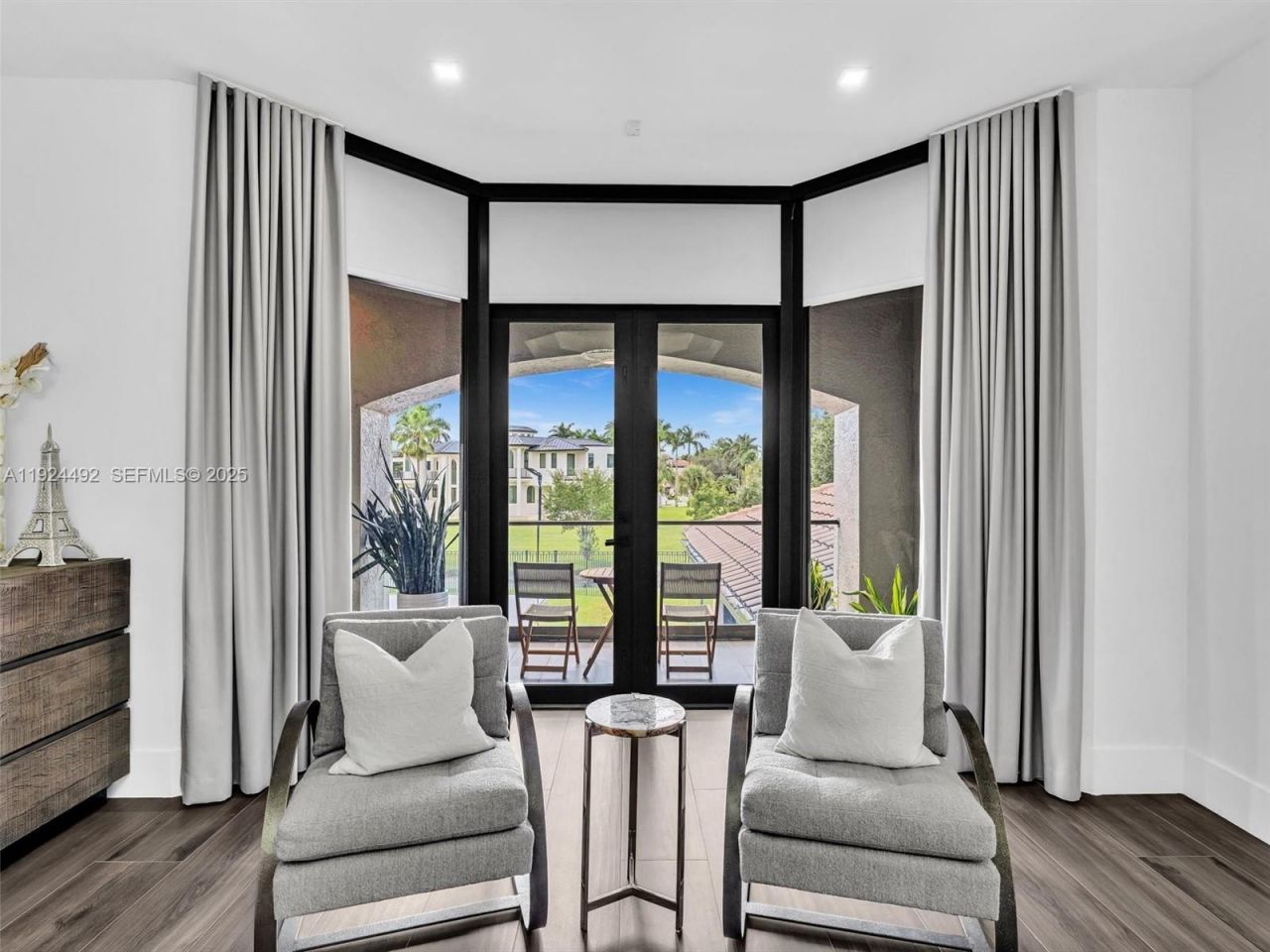 1021 NW 115th Ave, Plantation, FL 33323 Photo