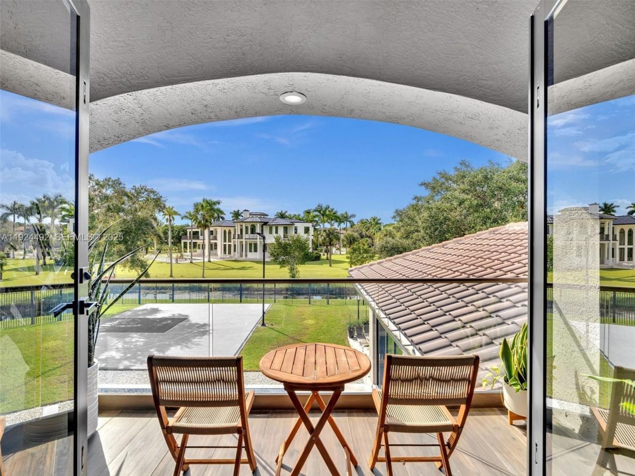 1021 NW 115th Ave, Plantation, FL 33323 Photo