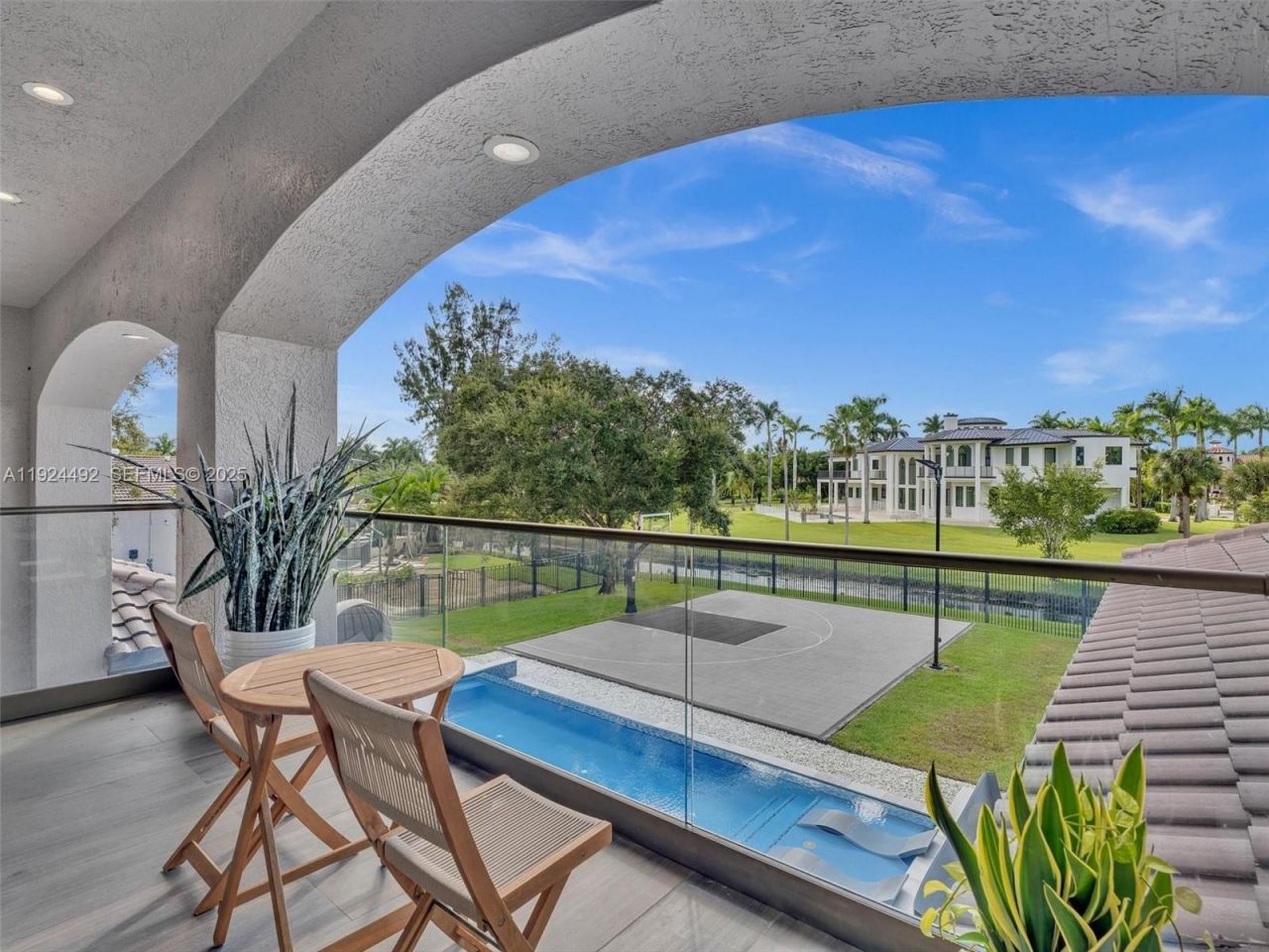 1021 NW 115th Ave, Plantation, FL 33323 Photo