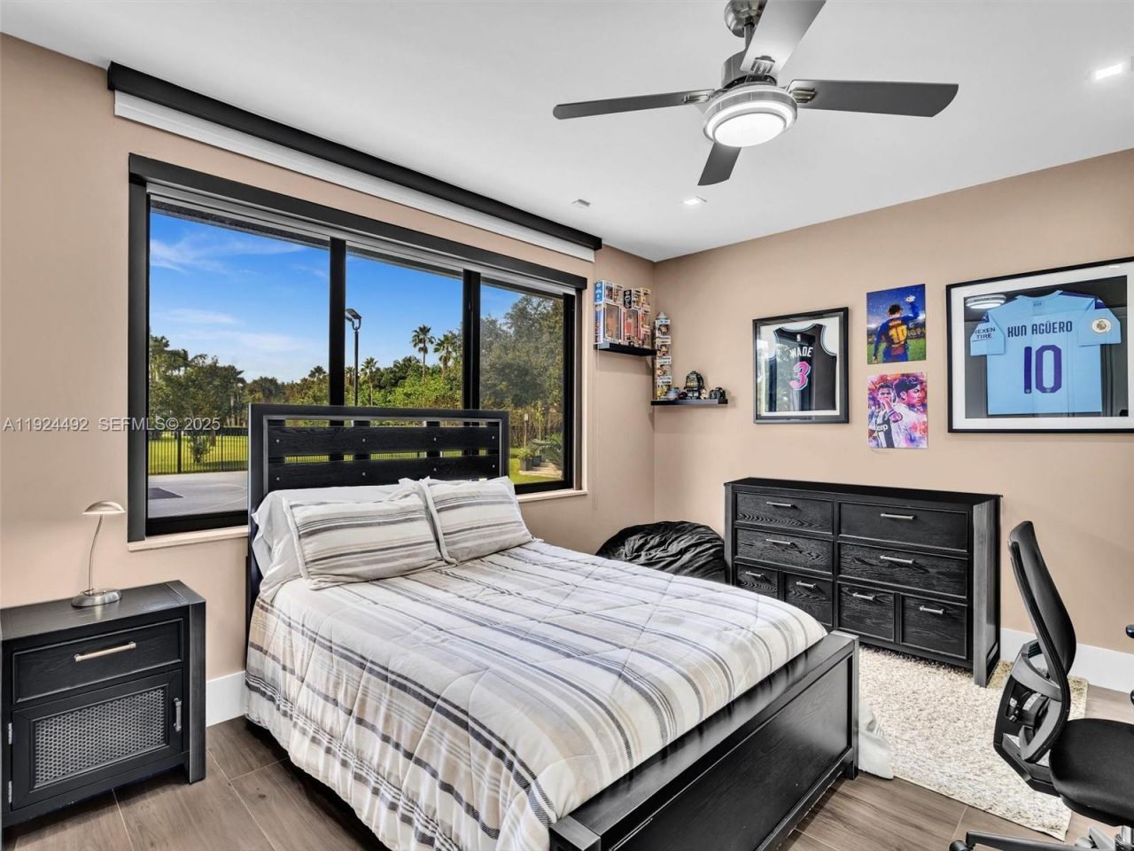 1021 NW 115th Ave, Plantation, FL 33323 Photo