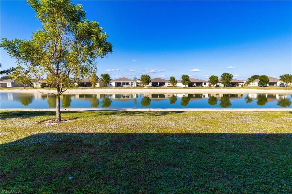 10749 Crossback Ln, Lehigh Acres, FL 33936 Photo