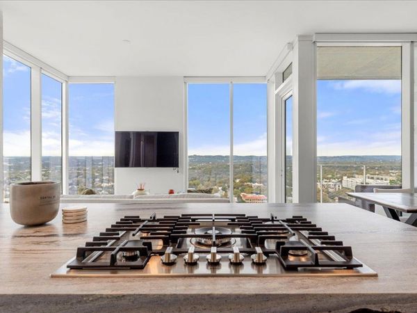 313 W 17th ST, Unit 2405, Austin, TX 78701