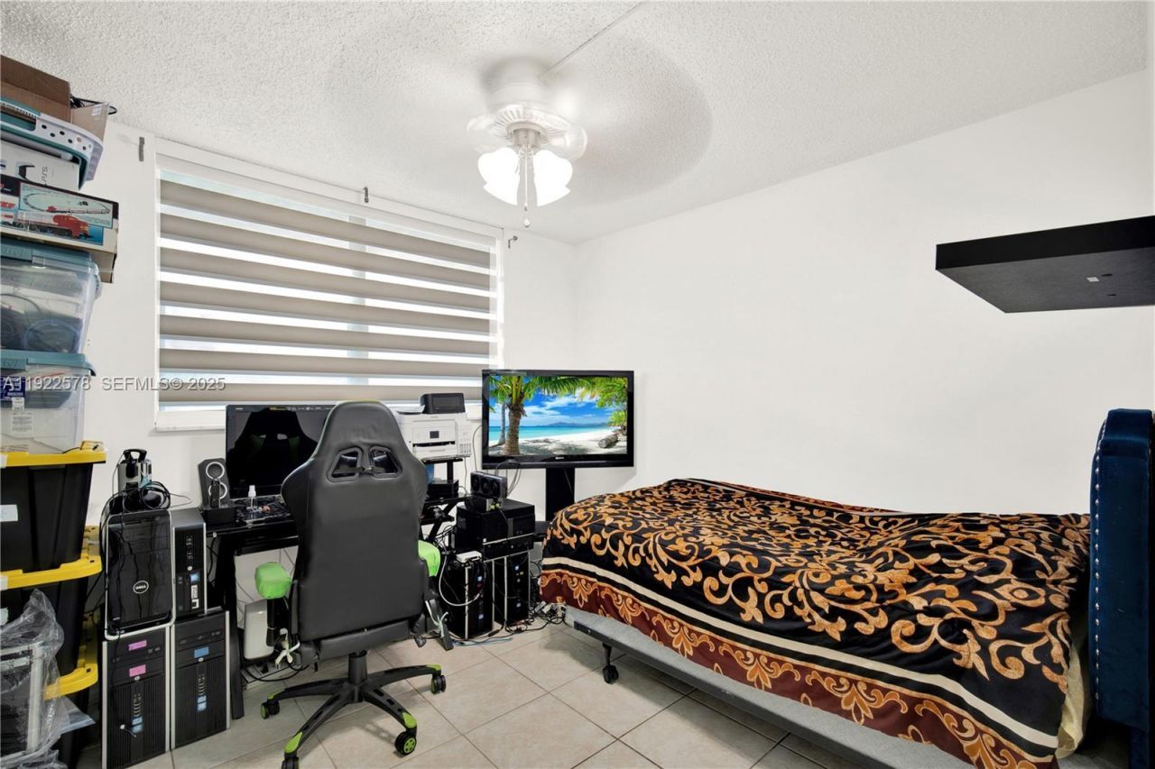 14195 SW 87th St, Unit B115, Miami, FL 33183 Photo