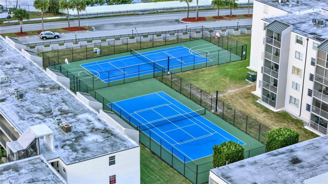 14195 SW 87th St, Unit B115, Miami, FL 33183 Photo