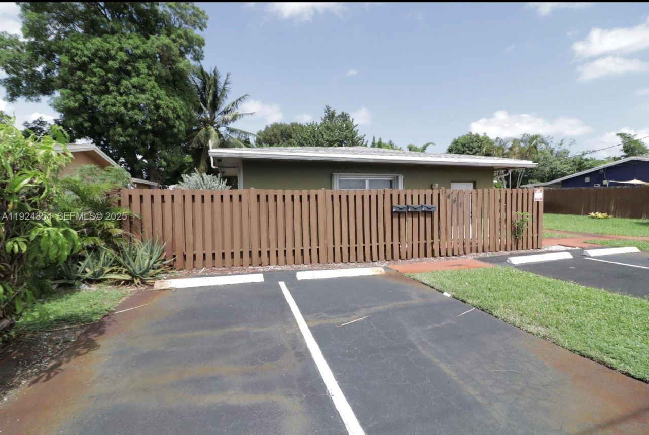 Please Call For Address, Fort Lauderdale, FL 33334 Photo