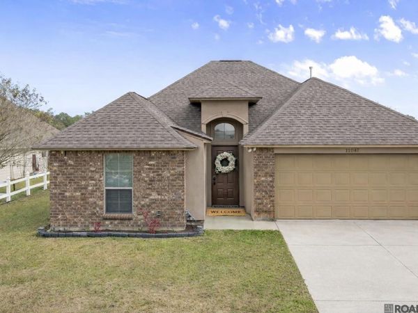41481 Hearthstone Ave, Prairieville, LA 70769