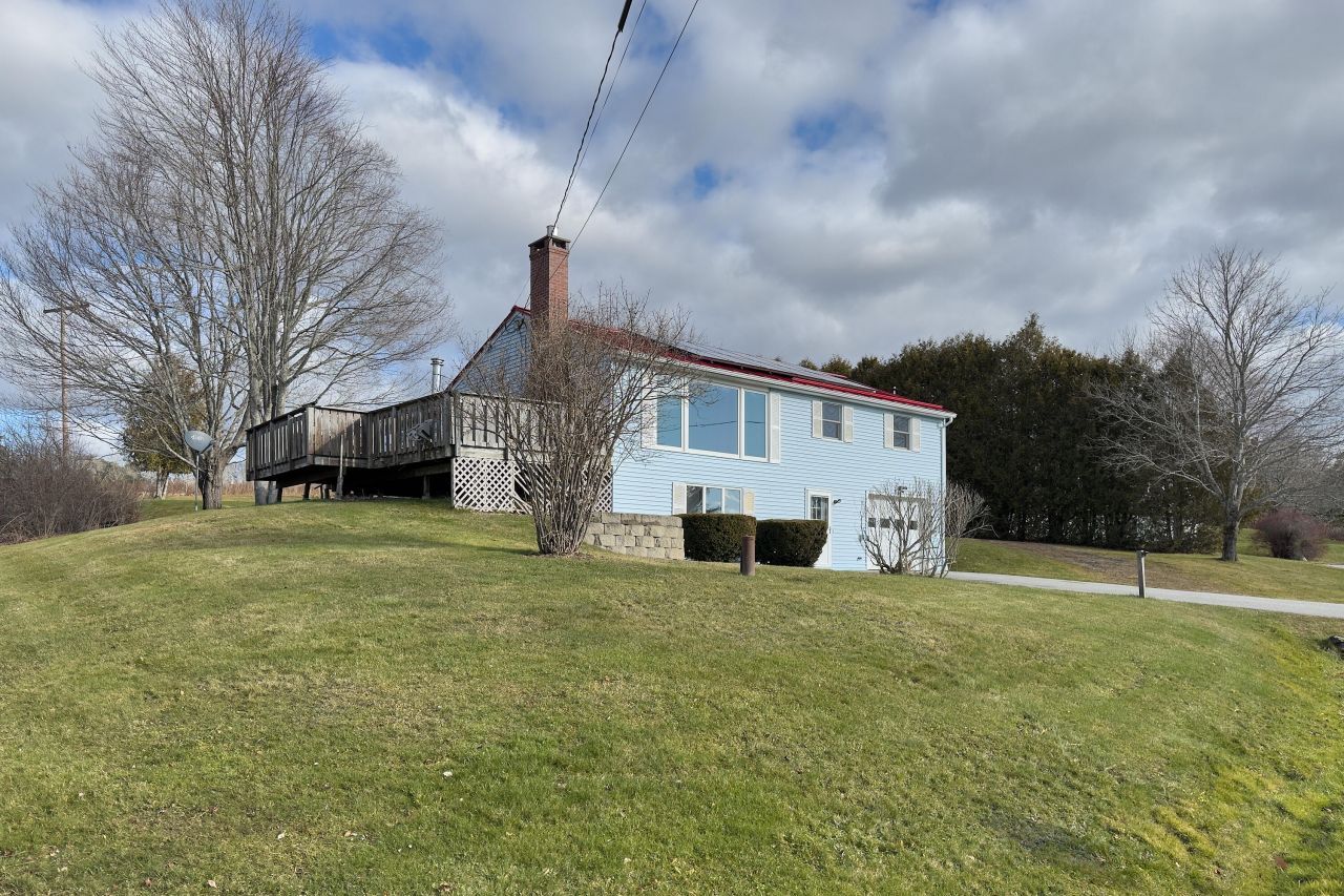 38 Conary Lane Warren, ME 04864